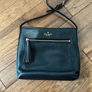 Kate Spade pebbled leather cross body bag - like new!!